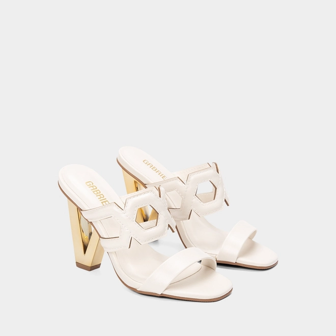 Tamanco Feminino Gabriela Salto Alto Estilizado Recorte Vazado Off White