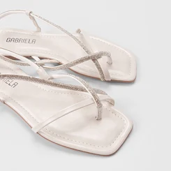 Sandália Rasteira Feminina Gabriela Tiras Strass Off White