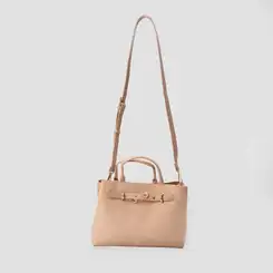 Bolsa De Mão Gabriela Média Suede Transversal Enfeite Fivela Bege