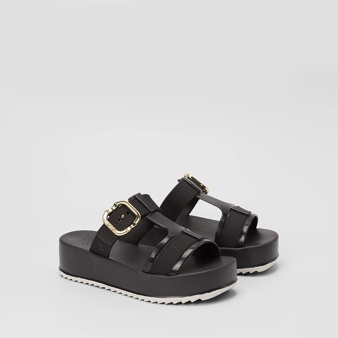 Tamanco Feminino Zaxy Plataforma Enfeite Fivela Preto