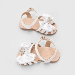 Sandália Bebê Molekinha Detalhe Laço & Pedraria Branco