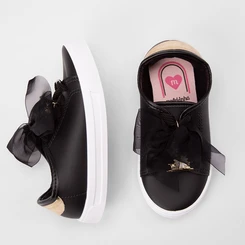 Tênis Casual Infantil Molekinha Detalhe Laço & Pingentes Preto