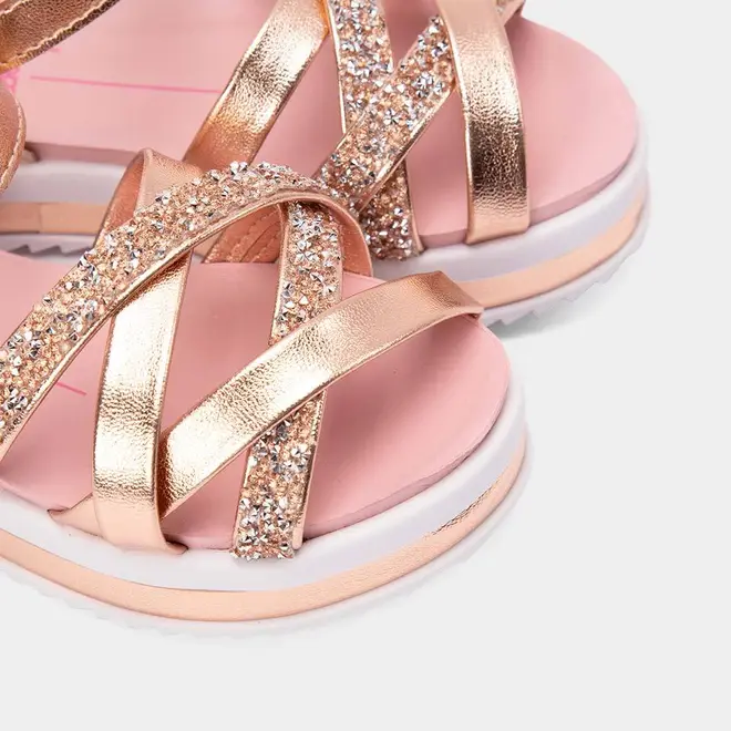 Sandália Infantil Molekinha Multitiras Cruzadas Detalhe Pedraria Metalizado Rose Gold