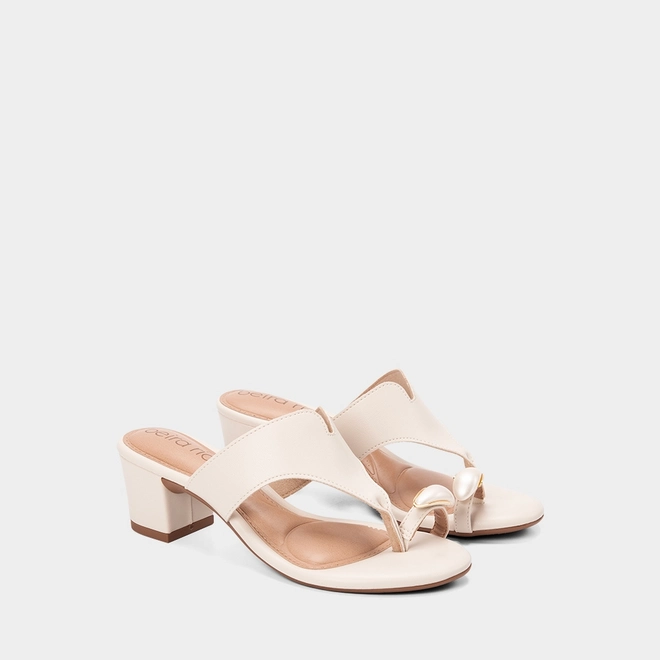 Tamanco Feminino Beira Rio Salto Bloco Médio Detalhe Metalizado Off White