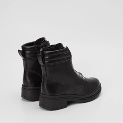 Bota Coturno Feminina Mississipi Cano Curto Detalhe Tachas Zíper Preto
