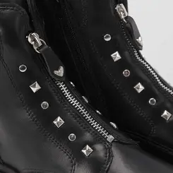 Bota Coturno Feminina Mississipi Cano Curto Detalhe Tachas Zíper Preto