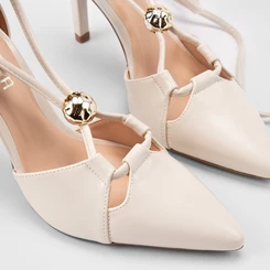 Scarpin Feminino Gabriela Salto Alto Amarração Off White