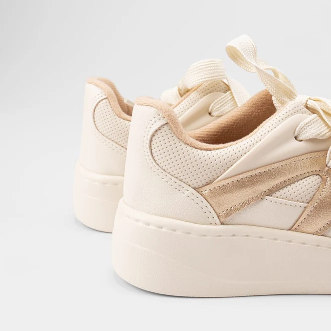 Tênis Casual Feminino Modare Ultraconforto Detalhe Recortes Metalizados Marfim & Bronze