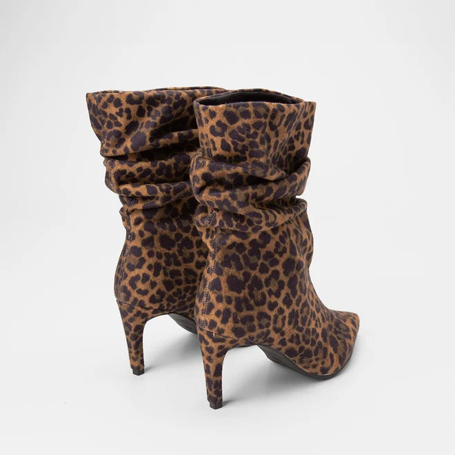 Bota Slouchy Feminina Gabriela Drapeado Cano Médio Animal Print Onça Multicolor