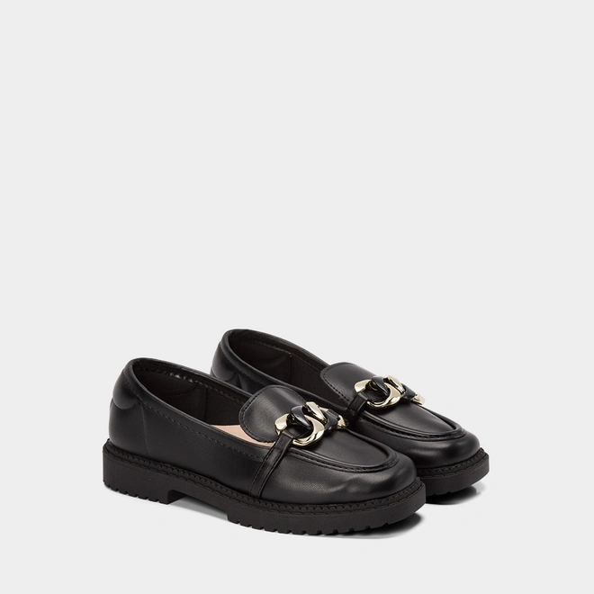 Mocassim Loafer Feminina Moleca Detalhe Corrente Preto