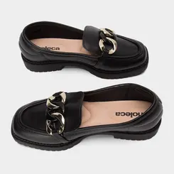 Mocassim Loafer Feminina Moleca Detalhe Corrente Preto