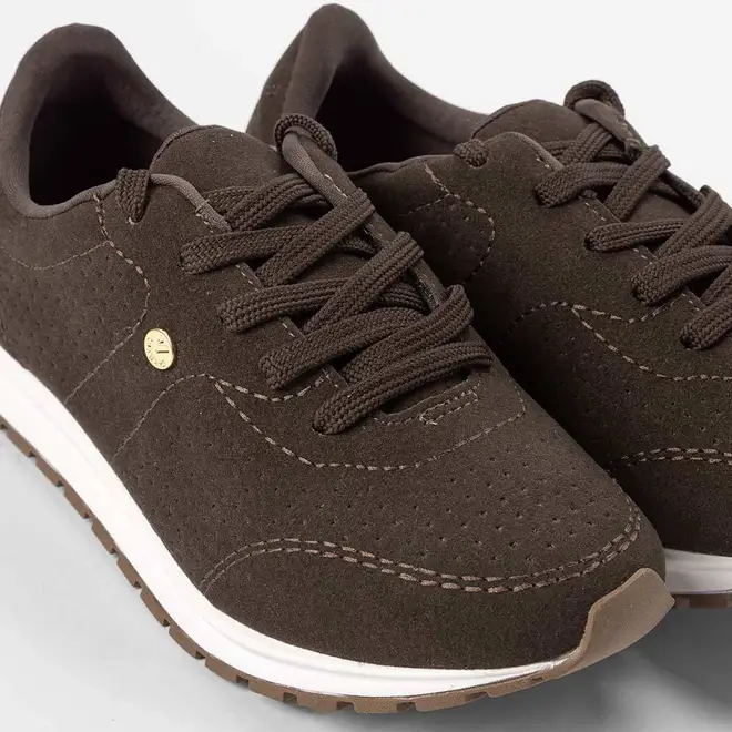 Tênis Casual Feminino Via Uno Detalhe Perfuros Camurça Marrom
