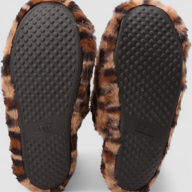 Pantufa Feminina STZ Pelúcia Estampa Onça Multicolor