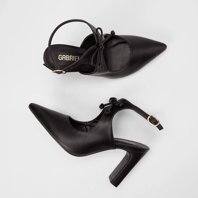 Scarpin Feminino Gabriela Salto Alto Reto Detalhe Laço Preto
