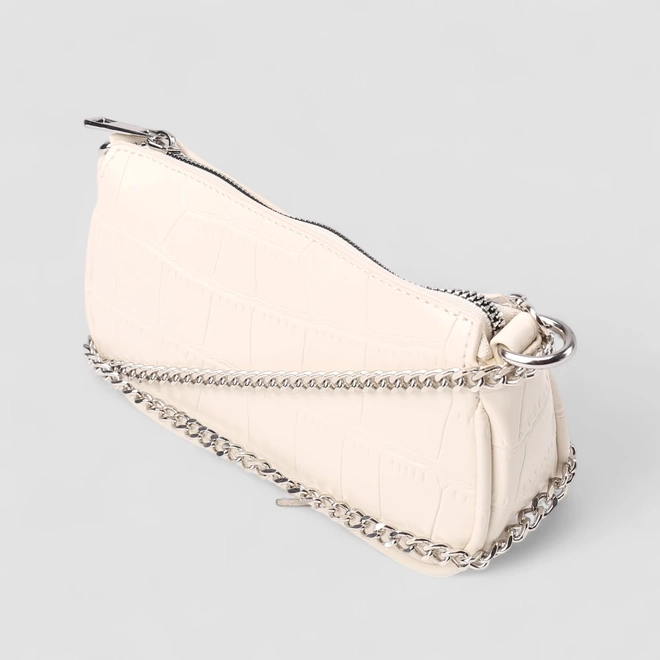 Bolsa Baguete Gabriela Pequena Alça Corrente Textura Croco Off White