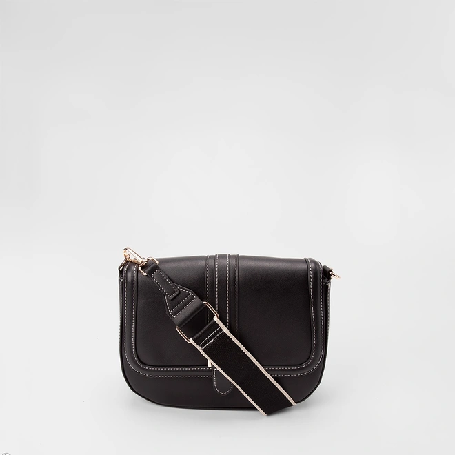 Bolsa Transversal Gabriela Média Enfeite Fivela Pespontos Preto