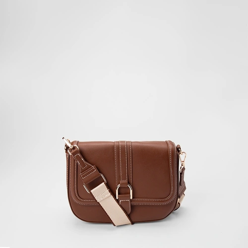 Bolsa Transversal Gabriela Média Enfeite Fivela Pespontos Marrom