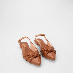 Sapatilha Slingback Feminina Gabriela Detalhe Nó Tressê Caramelo