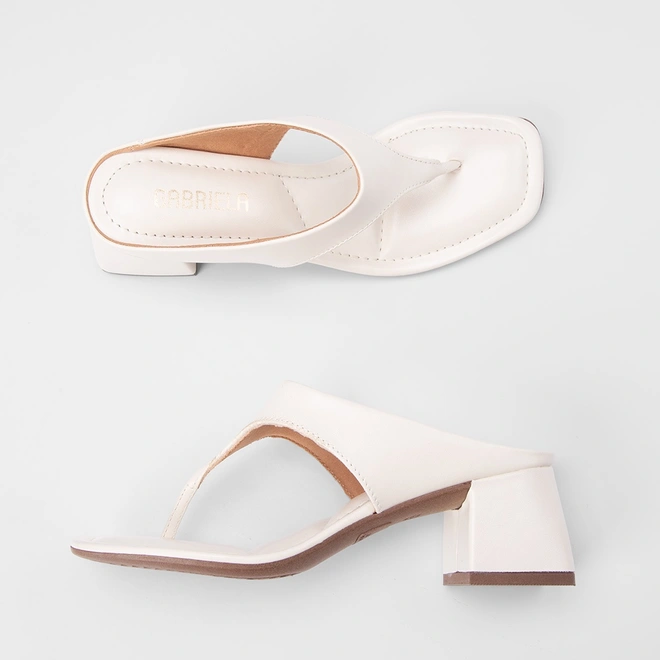 Tamanco Feminino Gabriela Salto Bloco Médio Off White