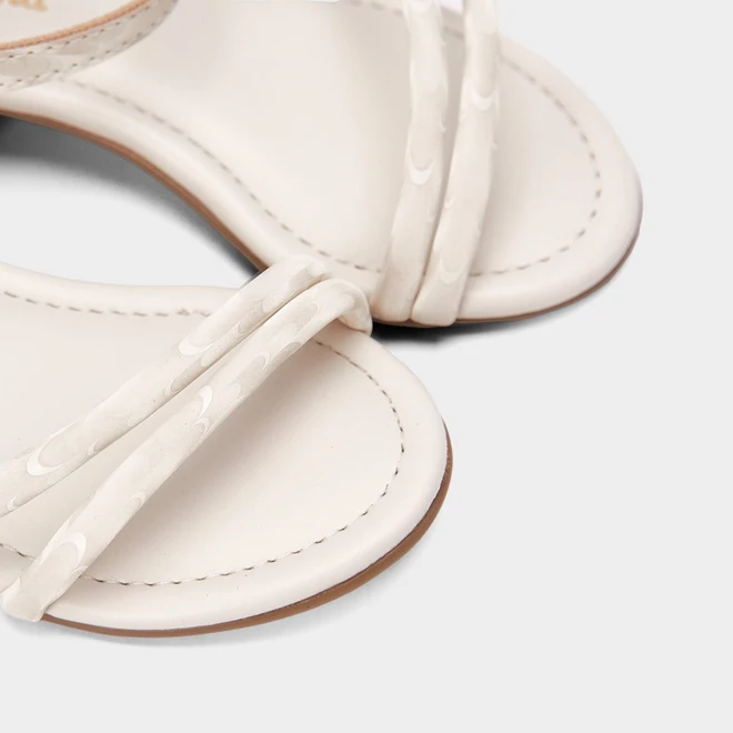 Sandália Infantil Molekinha Fivela Off White