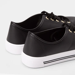 Tênis Casual Feminino Moleca Preto & Branco