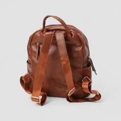 Mochila Feminina Penélope Bolso Frontal Detalhe Metalizado Caramelo