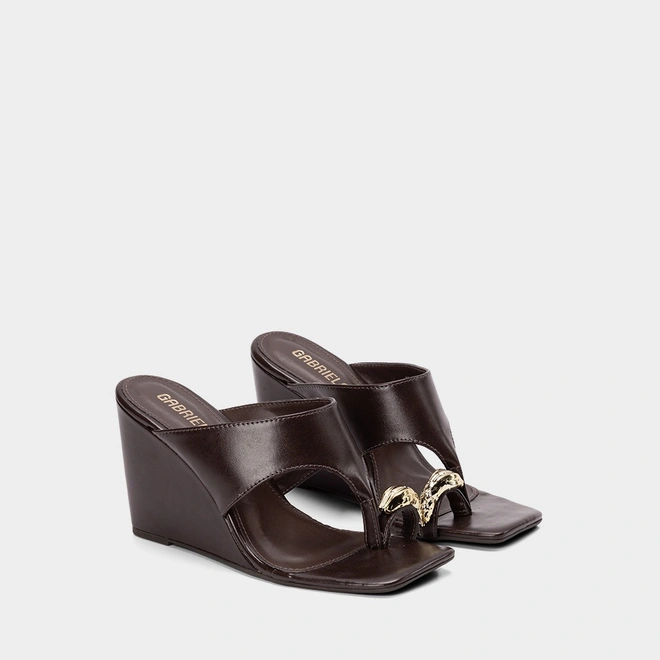 Tamanco Feminino Gabriela Salto Anabela Detalhe Bold Marrom