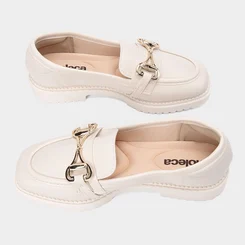 Mocassim Loafer Moleca Plataforma Fivela Off White