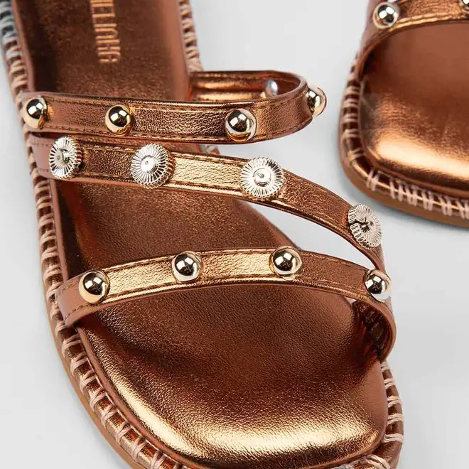 Rasteira Infantil Gabrielinha Detalhe Tachas Metalizado Bronze