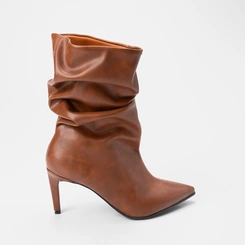 Bota Slouchy Feminina Gabriela Drapeado Cano Médio Caramelo