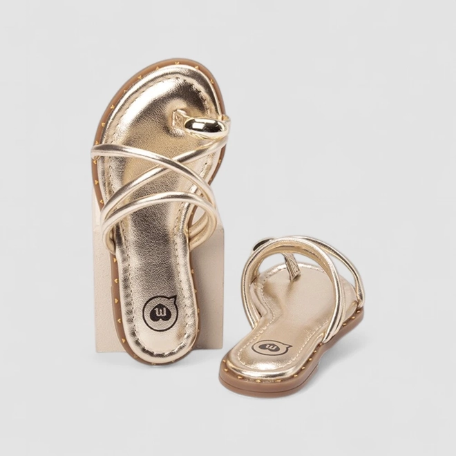 Rasteira Infantil Molekinha Tiras Cruzadas Detalhe Bold Ouro