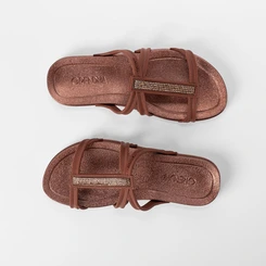 Tamanco Rasteiro Feminino Grendha Detalhe Pedraria Metalizado Bronze