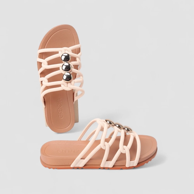 Tamanco Feminino Grendha Tiras Entrelaçadas Detalhe Metalizado Off White