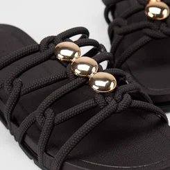 Rasteira Feminina Grendha Multitiras Detalhe Esferas Preto