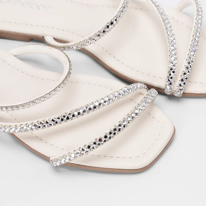 Rasteira Feminina Penélope Tiras Strass Off White