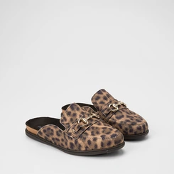 Mule Feminino Moleca Detalhe Bridão Nobuck Onça Multicolor