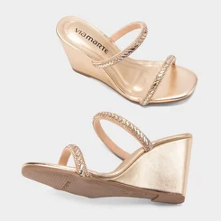 Tamanco Feminino Via Marte Salto Anabela Detalhe Strass Metalizado Ouro