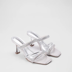 Tamanco Feminino Via Marte Salto Médio Flare Tiras Em Strass Prata