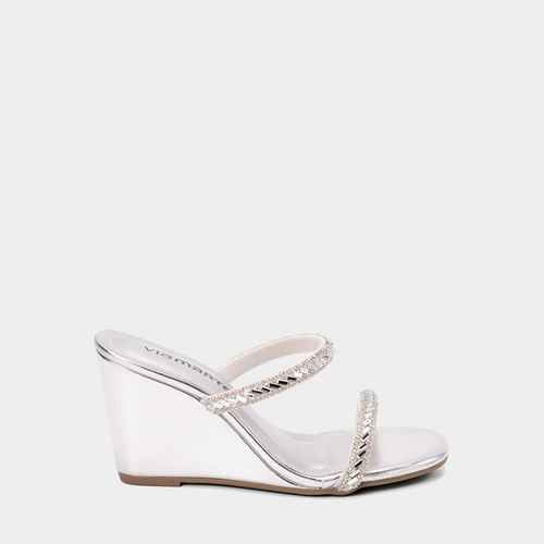 Tamanco Feminino Via Marte Salto Anabela Detalhe Strass Metalizado Prata
