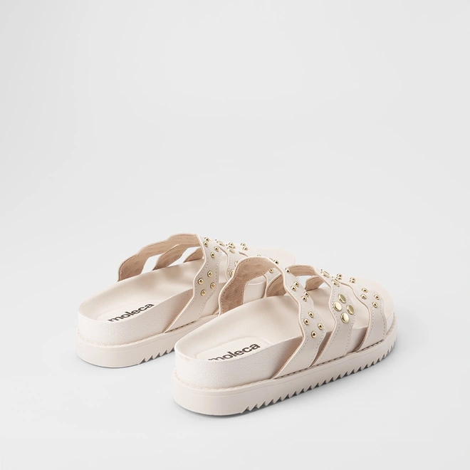 Tamanco Feminino Moleca Detalhe Tachas Off White