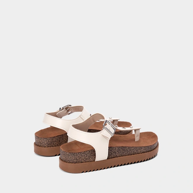Sandália Feminina Moleca Detalhe Ilhós & Pedraria Off White