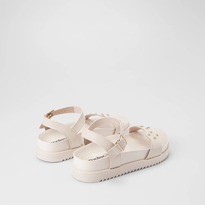 Sandália Feminina Moleca Detalhe Tachas Off White