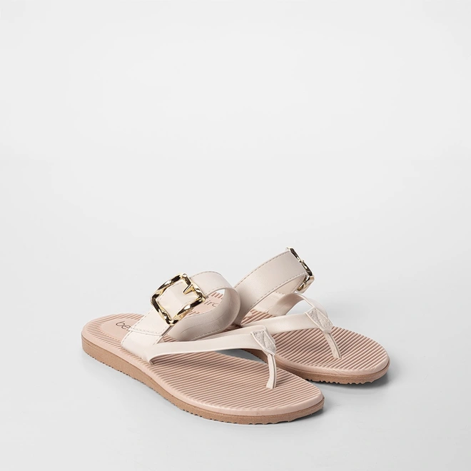 Tamanco Rasteiro Feminino Beira Rio Enfeite Fivela Off White