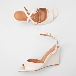 Sandália Feminina Vizzano Original Salto Anabela Off White