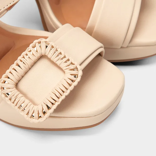 Sandália Feminina Vizzano Original Meia Pata Enfeite Fivela Off White