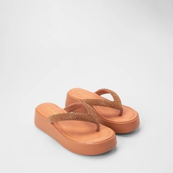 Tamanco Feminino Via Scarpa Flatform Tiras Strass Caramelo