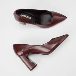 Scarpin Feminino Gabriela Salto Alto Bloco Vinho