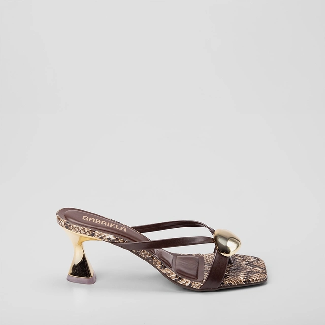 Tamanco Feminino Gabriela Detalhe Bold Textura Cobra Marrom