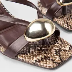 Tamanco Feminino Gabriela Detalhe Bold Textura Cobra Marrom