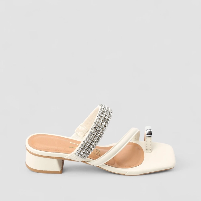 Tamanco Feminino Vizzano Original Tira Strass Detalhe Bold Off White